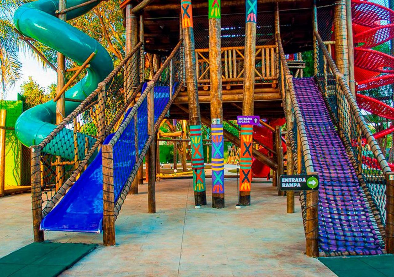 Hot Beach Resort Olímpia Екстериор снимка